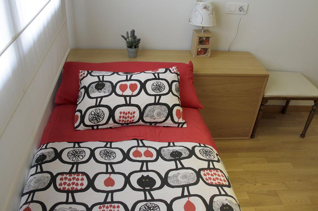 Apartment Familiar Барселона Екстер'єр фото